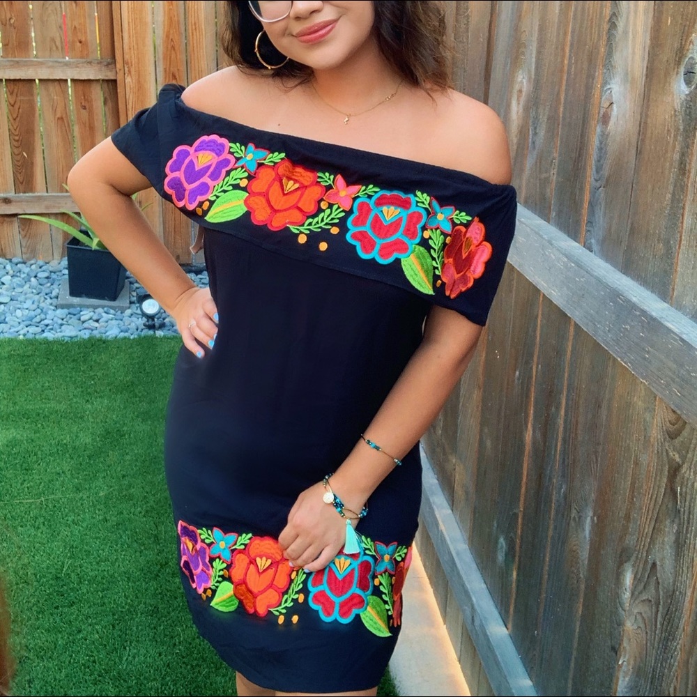 Floral Campesino Dress✨ New!